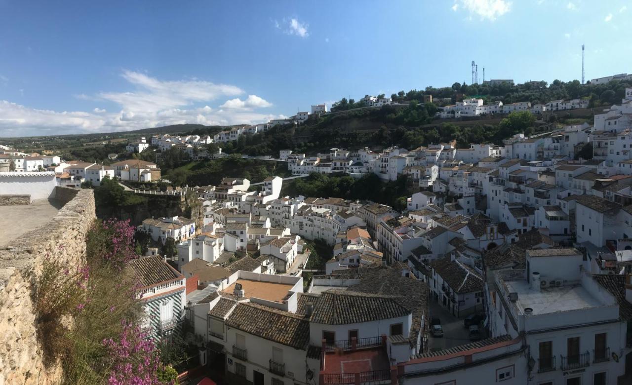 Casa Las Gardenias Setenil De Las Bodegas ภายนอก รูปภาพ